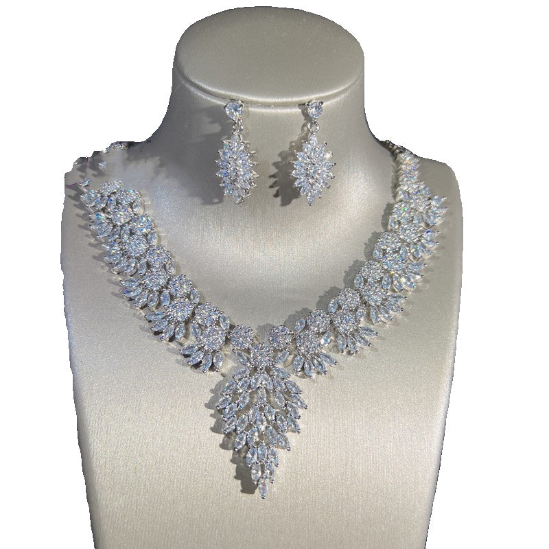 Zircon Pendant Necklace