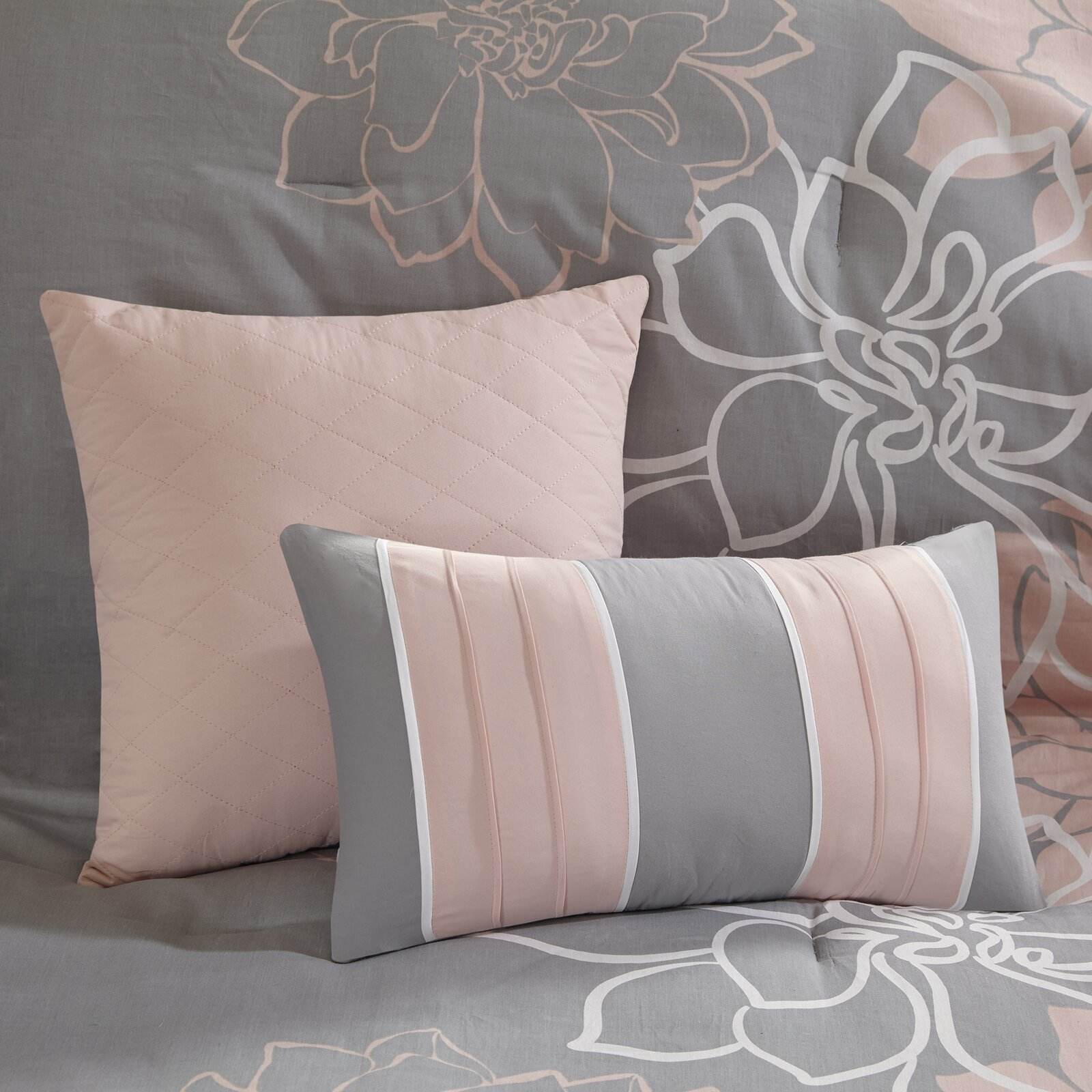 European-style High Sense Four-piece Jacquard Beddings